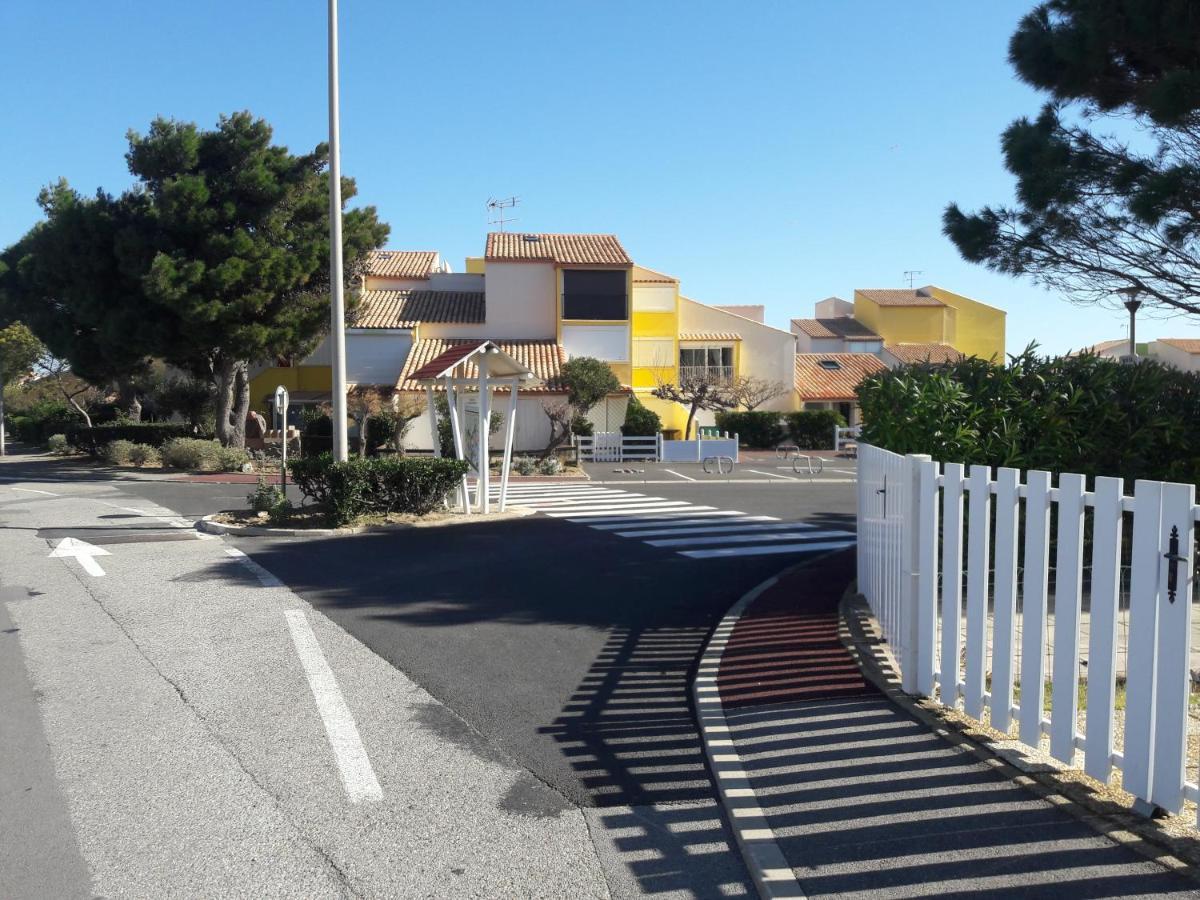 Charmant T2, Cabine, Parking, Les Balcons De La Mediterranee, Narbonne Plage Dış mekan fotoğraf